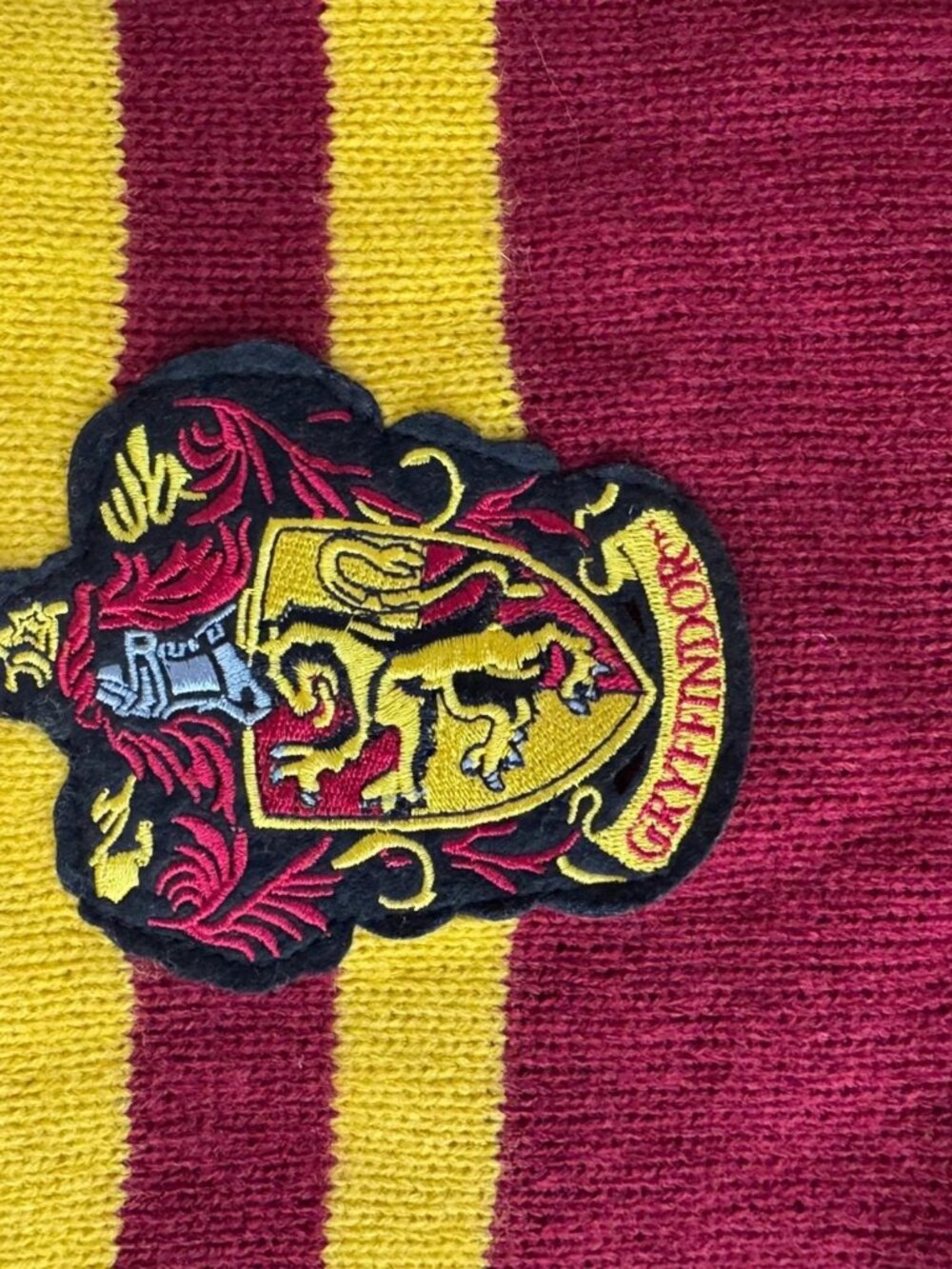 Harry Potter Gryffindor Knit Scarf New With Tags Embroidered Crest 48 In
